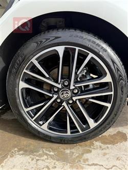 تۆیۆتا کامری